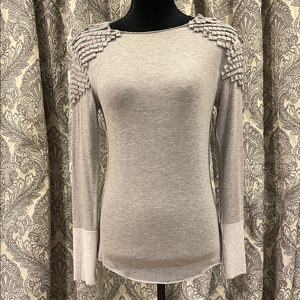 LIBERTY GARDEN GRAY LONG SLEEVE TOP